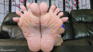 www.myprettyfeet8.com - BBC Footjob Handjob Punishment thumbnail